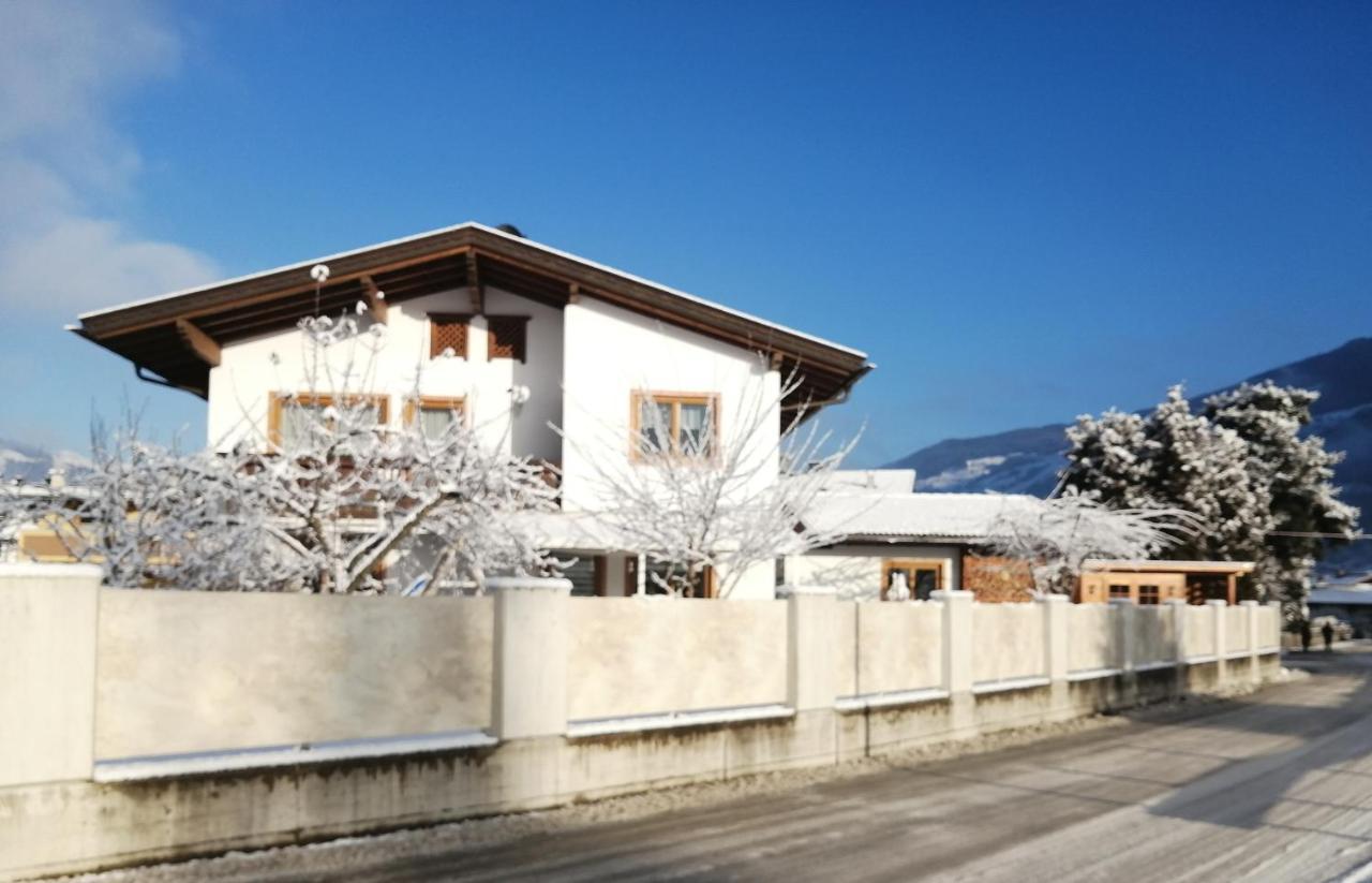 Apartmán Haus-Elisabeth Uderns Exteriér fotografie